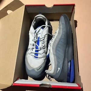Nike Men's Gray and Blue Athletic Shoes